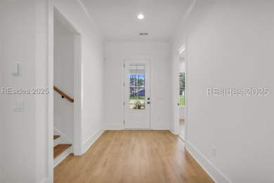 Set on nearly half an acre, this 3 bedroom, 2.5 bath home on Hampton Pointe Golf Course in South Carolina - for sale on GolfHomes.com, golf home, golf lot