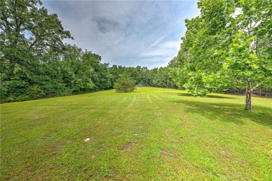 Pull up to your private oasis in Bella Vista, with NO POA on Bella Vista Country Club - Scottsdale in Arkansas - for sale on GolfHomes.com, golf home, golf lot