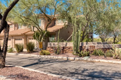 Turn-key 3 bed 2 bath, fully furnished, second floor Casita with on The Golf Club at Vistoso in Arizona - for sale on GolfHomes.com, golf home, golf lot