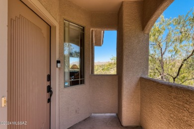 Turn-key 3 bed 2 bath, fully furnished, second floor Casita with on The Golf Club at Vistoso in Arizona - for sale on GolfHomes.com, golf home, golf lot