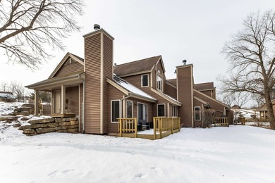 Beautifully cared for, light-filled 2-bedroom, 2 bath Walnut on Eagle Ridge Inn and Resort in Illinois - for sale on GolfHomes.com, golf home, golf lot