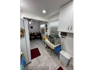 Experience this wonderful 2-bedroom, 2-bathroom 1st Floor on Kings Point Golf -Flanders Way in Florida - for sale on GolfHomes.com, golf home, golf lot