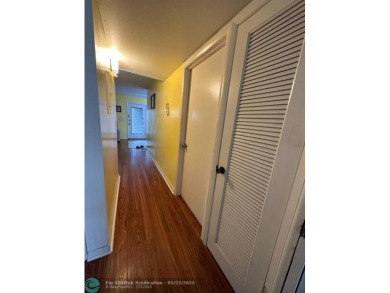 Experience this wonderful 2-bedroom, 2-bathroom 1st Floor on Kings Point Golf -Flanders Way in Florida - for sale on GolfHomes.com, golf home, golf lot