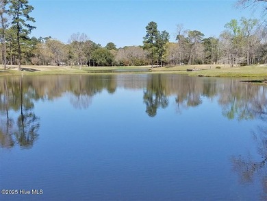 Nice Golf Course Front Building Lot on Approach Shot of Green on Minnesott Golf and Country Club in North Carolina - for sale on GolfHomes.com, golf home, golf lot