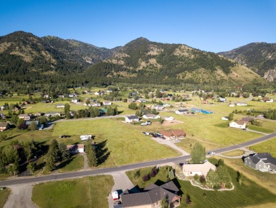 One acre vacant land in Star Valley Ranch. Ideal canvas for your on Aspen Hills Golf Course in Wyoming - for sale on GolfHomes.com, golf home, golf lot