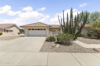 CHARMING home located on the Trail Ridge Golf Course w/ N/S on Trail Ridge Golf Course in Arizona - for sale on GolfHomes.com, golf home, golf lot