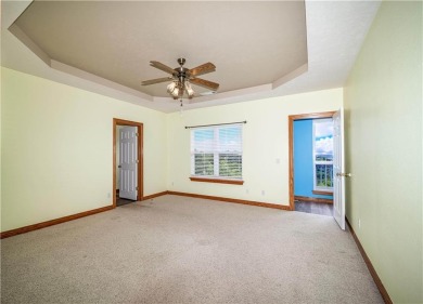 Stunning Home with Ozark Mountain Views - Across from Golf on Holiday Island Golf Course in Arkansas - for sale on GolfHomes.com, golf home, golf lot