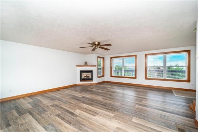 Stunning Home with Ozark Mountain Views - Across from Golf on Holiday Island Golf Course in Arkansas - for sale on GolfHomes.com, golf home, golf lot