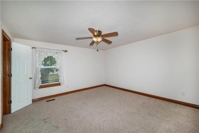 Stunning Home with Ozark Mountain Views - Across from Golf on Holiday Island Golf Course in Arkansas - for sale on GolfHomes.com, golf home, golf lot