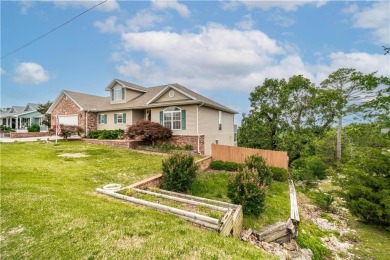 Stunning Home with Ozark Mountain Views - Across from Golf on Holiday Island Golf Course in Arkansas - for sale on GolfHomes.com, golf home, golf lot