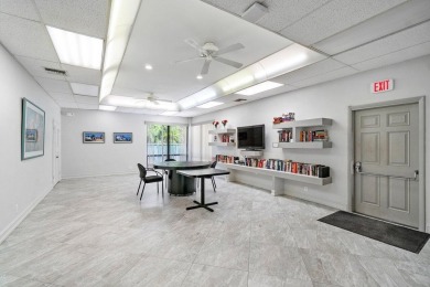 Spacious 2 Bedroom/2.5 Bath townhome in the highly desirable on Boca Lago Golf and Country Club in Florida - for sale on GolfHomes.com, golf home, golf lot