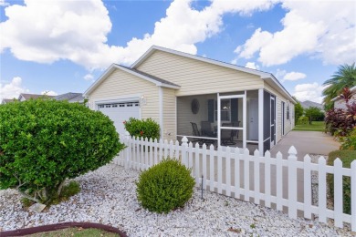 Start your active retirement in style! This charming 2-bedroom on Pennbrooke Fairways in Florida - for sale on GolfHomes.com, golf home, golf lot