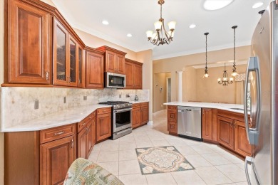 Stunning 3/2 Expanded Gardenia Pool home with Golf course View on The Links of Spruce Creek in Florida - for sale on GolfHomes.com, golf home, golf lot