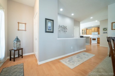 This immaculate 2 bedroom, 2 1/2 bath condo in The Links at on The Links At Rolling Meadows in Michigan - for sale on GolfHomes.com, golf home, golf lot