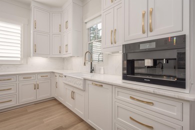 Exceptional luxury living awaits in Reynolds Lake Oconee with on Reynolds Lake Oconee - The Oconee in Georgia - for sale on GolfHomes.com, golf home, golf lot