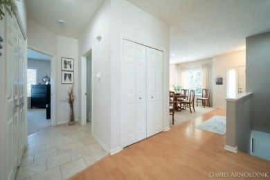 This immaculate 2 bedroom, 2 1/2 bath condo in The Links at on The Links At Rolling Meadows in Michigan - for sale on GolfHomes.com, golf home, golf lot