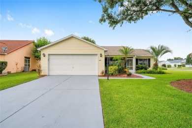 Location, location, location! Conveniently situated just a short on El Diablo Executive Golf Course in Florida - for sale on GolfHomes.com, golf home, golf lot