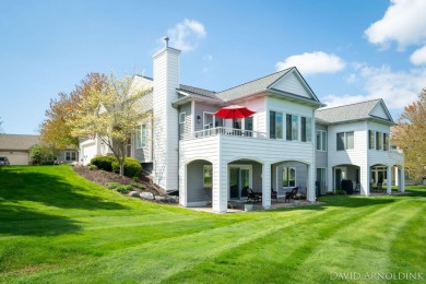 This immaculate 2 bedroom, 2 1/2 bath condo in The Links at on The Links At Rolling Meadows in Michigan - for sale on GolfHomes.com, golf home, golf lot