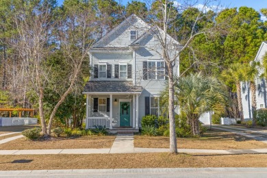 Welcome to this charming Charleston Single! This 3-bedroom, 2 on Charleston National Golf Club in South Carolina - for sale on GolfHomes.com, golf home, golf lot