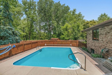IN RECEIPT OF MULTIPLE OFFERS. SELLERS REQUEST SUBMISSION on Buena Vista Golf Course in Illinois - for sale on GolfHomes.com, golf home, golf lot