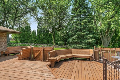 IN RECEIPT OF MULTIPLE OFFERS. SELLERS REQUEST SUBMISSION on Buena Vista Golf Course in Illinois - for sale on GolfHomes.com, golf home, golf lot