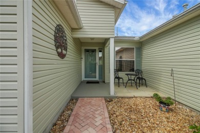 Stunning 2-bedroom, 2-bath home with a den, spacious 2-car on Pennbrooke Fairways in Florida - for sale on GolfHomes.com, golf home, golf lot