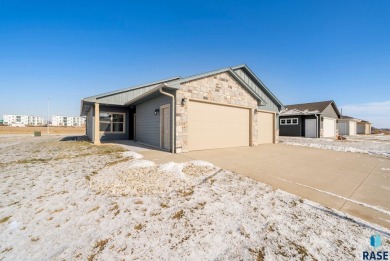 Exquisite Highly Upgraded Independence Floor Plan Villa Home in on Brandon Municipal Golf Course in South Dakota - for sale on GolfHomes.com, golf home, golf lot