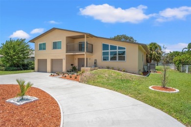 The wait is over, WELCOME HOME!! This gorgeous 4 bedroom, 4 bath on Seminole Lake Country Club in Florida - for sale on GolfHomes.com, golf home, golf lot