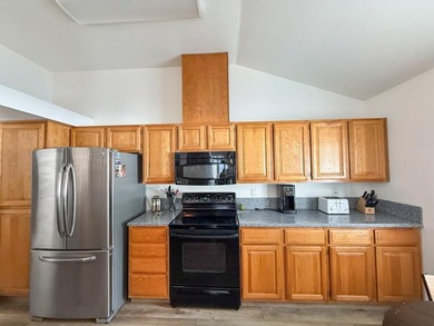 Welcome to this charming 3 bedroom, 3 bathroom home in Plumas on  in California - for sale on GolfHomes.com, golf home, golf lot