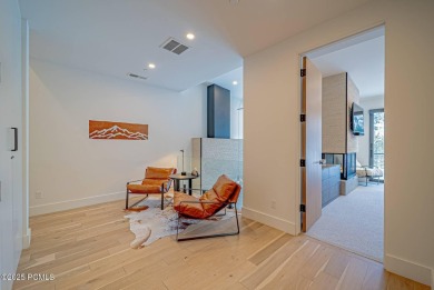 Discover the ultimate combination of luxury and convenience in on Canyons Golf Course in Utah - for sale on GolfHomes.com, golf home, golf lot