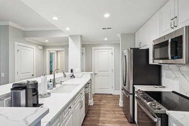 Lake-view condo o Fully furnished o Renovated o Short-term on Reynolds Lake Oconee - The Oconee in Georgia - for sale on GolfHomes.com, golf home, golf lot