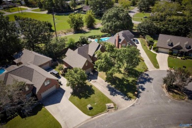 AWESOME! POINT MALLARD ESTATES HOME FEATURING 4 BDM, 2.5 BATH on Point Mallard Golf Course in Alabama - for sale on GolfHomes.com, golf home, golf lot