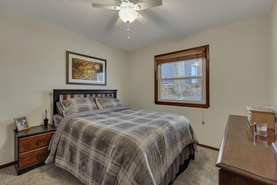 Move-in ready & beautifully maintained 3-bed/2-bath home offers on Hide-A-Way Hills Golf Club in Ohio - for sale on GolfHomes.com, golf home, golf lot