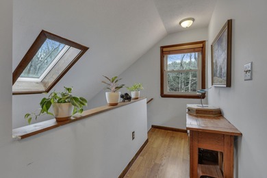 Move-in ready & beautifully maintained 3-bed/2-bath home offers on Hide-A-Way Hills Golf Club in Ohio - for sale on GolfHomes.com, golf home, golf lot