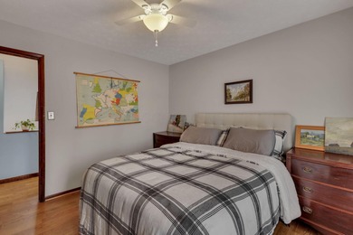 Move-in ready & beautifully maintained 3-bed/2-bath home offers on Hide-A-Way Hills Golf Club in Ohio - for sale on GolfHomes.com, golf home, golf lot