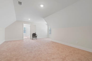 HARBOR CLUB 5 BEDROOM, LIKE-NEW, HIGH-QUALITY HOME!  Lovely home on Harbor Club Golf and Country Club in Georgia - for sale on GolfHomes.com, golf home, golf lot