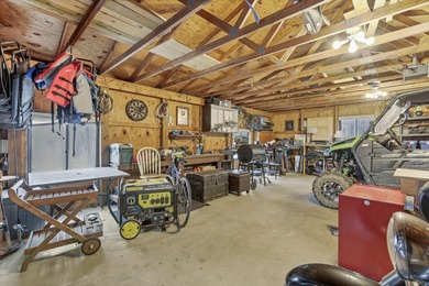 Move-in ready & beautifully maintained 3-bed/2-bath home offers on Hide-A-Way Hills Golf Club in Ohio - for sale on GolfHomes.com, golf home, golf lot