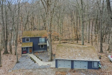 Move-in ready & beautifully maintained 3-bed/2-bath home offers on Hide-A-Way Hills Golf Club in Ohio - for sale on GolfHomes.com, golf home, golf lot