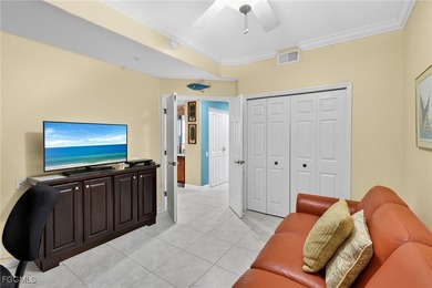 This 3-bedroom, 2-bath, 1,499-square-foot second-floor condo is on Lexington Country Club in Florida - for sale on GolfHomes.com, golf home, golf lot