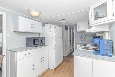 Do you want to live on VACATION full time or have a fabulous on Prestwick Country Club in South Carolina - for sale on GolfHomes.com, golf home, golf lot