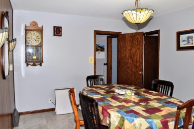 This 3 bedroom, 2 bathroom 1 1 2 story home near Floyd Golf on Floyd Park Golf Course in Iowa - for sale on GolfHomes.com, golf home, golf lot