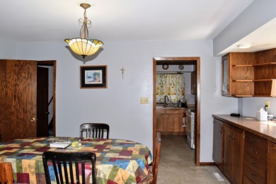 This 3 bedroom, 2 bathroom 1 1 2 story home near Floyd Golf on Floyd Park Golf Course in Iowa - for sale on GolfHomes.com, golf home, golf lot