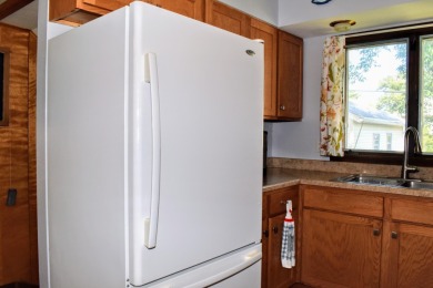 This 3 bedroom, 2 bathroom 1 1 2 story home near Floyd Golf on Floyd Park Golf Course in Iowa - for sale on GolfHomes.com, golf home, golf lot