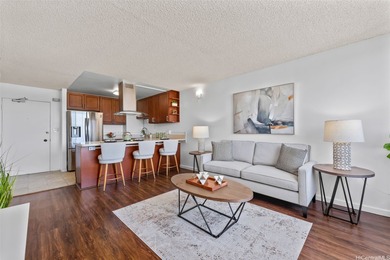 Beautifully upgraded 1 bedroom, 1 bath residence with 1 parking on Honolulu Country Club in Hawaii - for sale on GolfHomes.com, golf home, golf lot