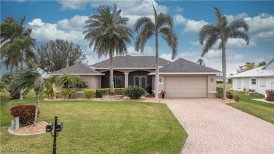 Luxurious Golf Course Living in Cape Royal

Nestled within the on Royal Tee Country Club in Florida - for sale on GolfHomes.com, golf home, golf lot