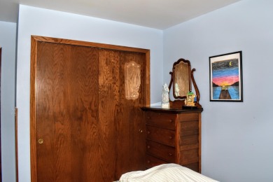 This 3 bedroom, 2 bathroom 1 1 2 story home near Floyd Golf on Floyd Park Golf Course in Iowa - for sale on GolfHomes.com, golf home, golf lot