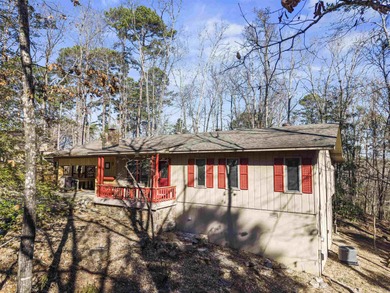 This Cooper-built 2bed-2bath renovation highlights the solid on Cortez Golf Course in Arkansas - for sale on GolfHomes.com, golf home, golf lot