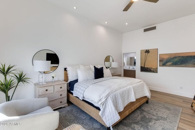 This gorgeous Biltmore home was thoroughly remodeled and lives on Arizona Biltmore Golf and Country Club in Arizona - for sale on GolfHomes.com, golf home, golf lot