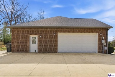 Welcome to 87 Glenn Eagle Road in the beautiful Doe Valley on Doe Valley Country Club in Kentucky - for sale on GolfHomes.com, golf home, golf lot