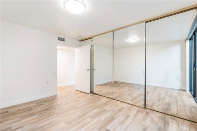 Rare first floor popular and spacious two bedroom *C* plan in on Leisure Village Par 3 Golf Course in California - for sale on GolfHomes.com, golf home, golf lot
